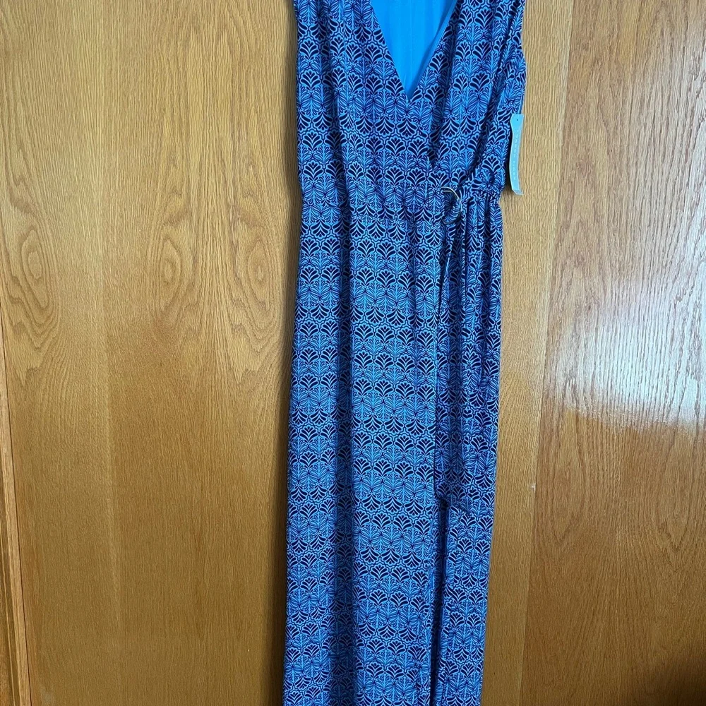 London Times blue with print wrap look sleeveless jumpsuit. Size 8